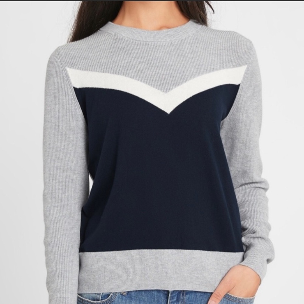 chevron Crew neck sweater